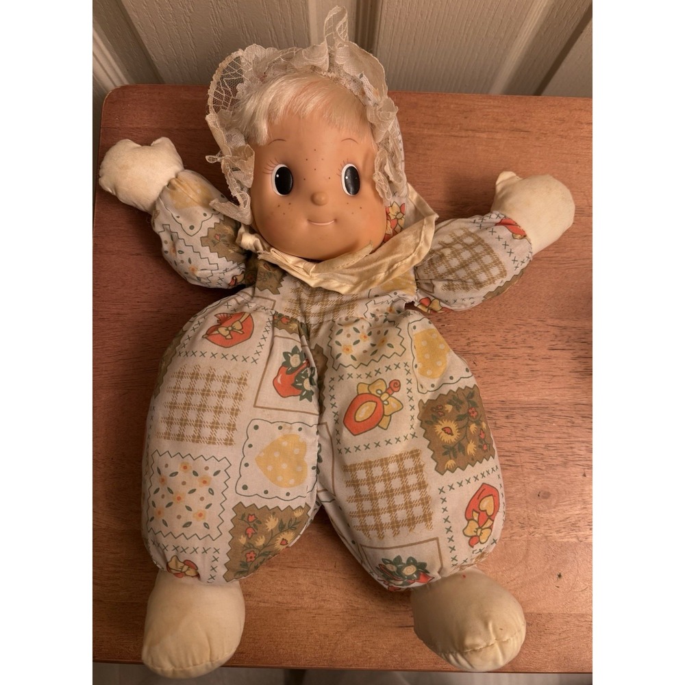 Uneeda Precious Moments Soft Plush Baby Doll Rubber‎ Face Blonde Freckles 13"
